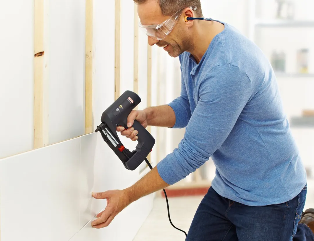 Novus J-165 EC Elektrische Tacker 031-0324 - Klauwaanslag
