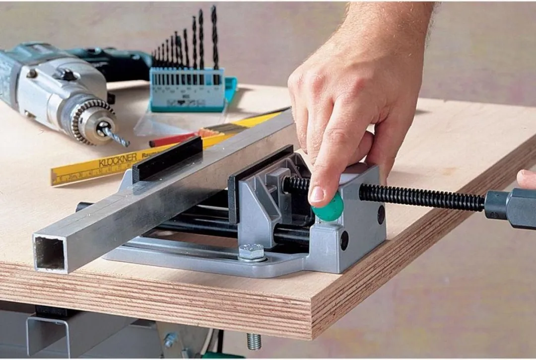 Wolfcraft Universele Bankschroef 100mm - Machineklem 3410000