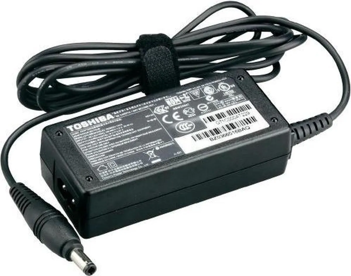 Toshiba P0144161 Adapter 45W