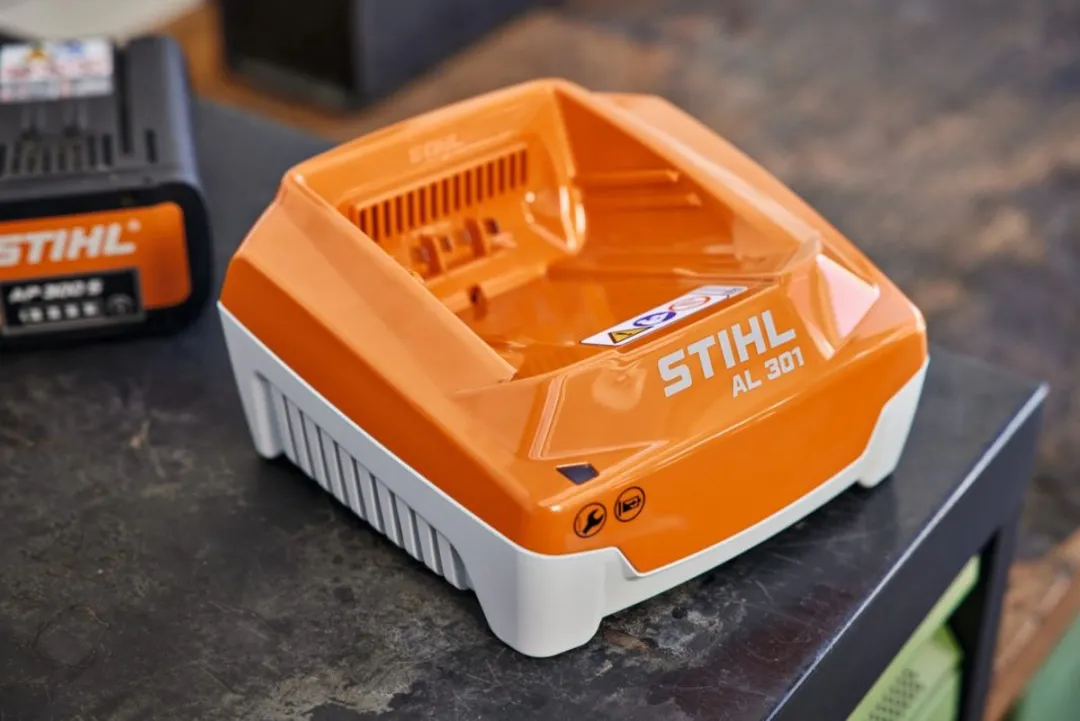 Stihl AL 301 Snellader 230V
