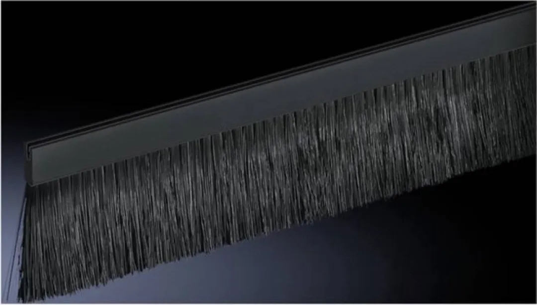 Rittal 7072.200 Afdekking met borstels - 19" - Kleurloos