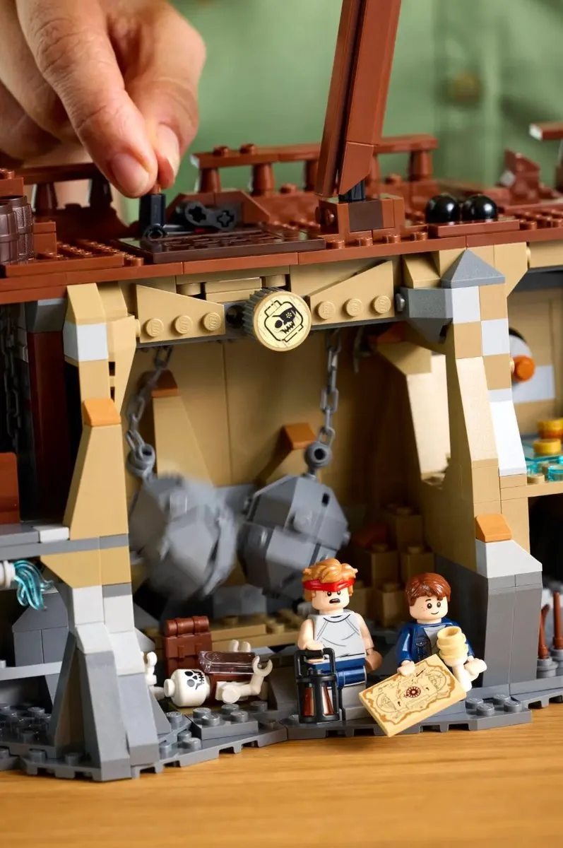 LEGO Ideas De Goonies 21323 - 2912 Stukken - afbeelding 6 van 6