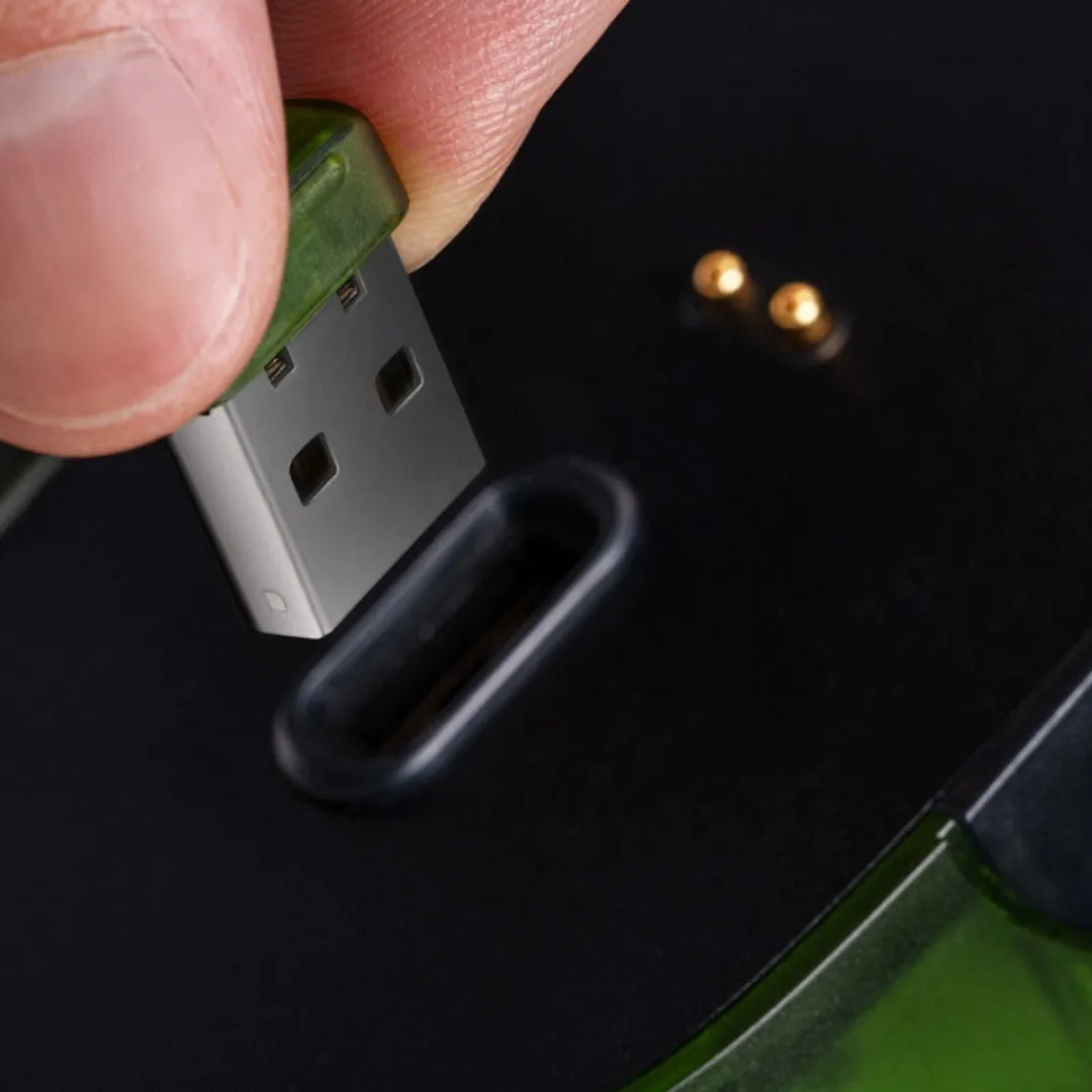 8Bitdo Retro R8 Mouse RET00503 - Groen