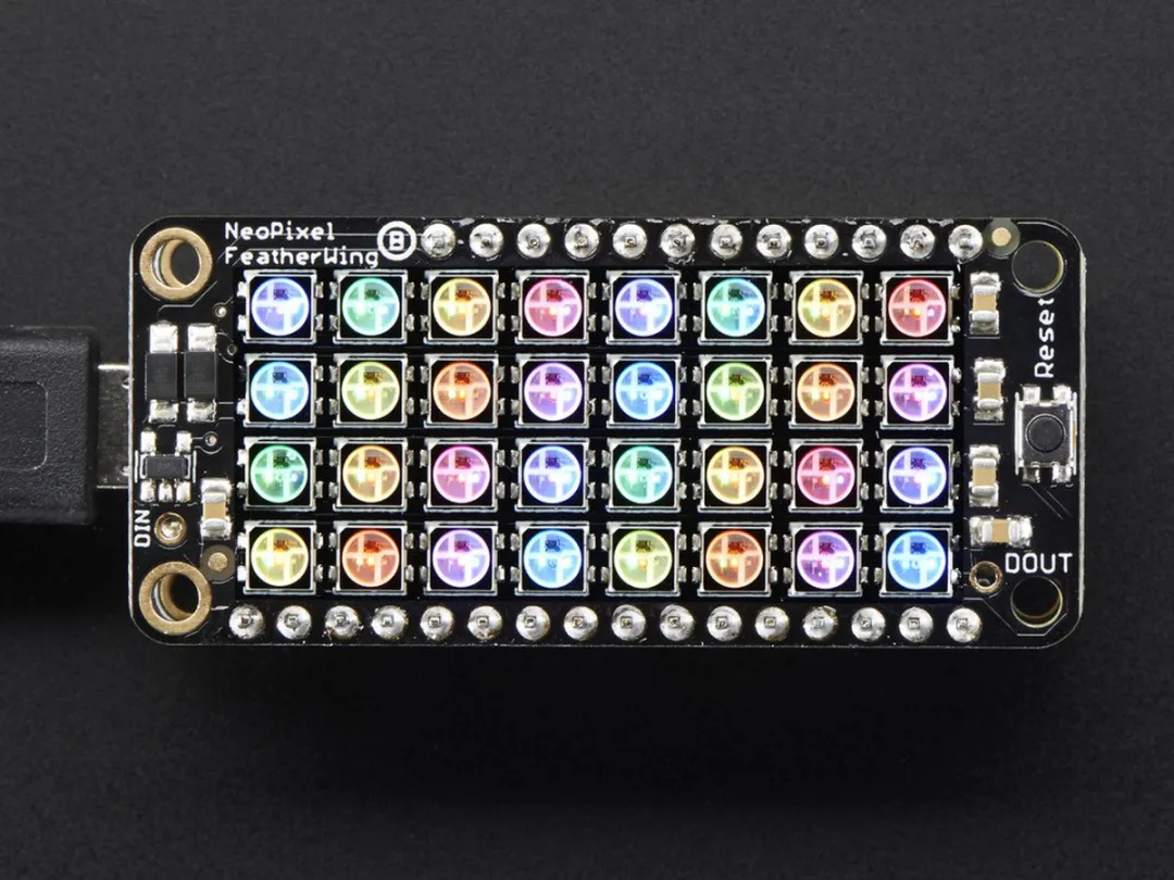 Adafruit NeoPixel FeatherWing 2945 - 4x8 RGB LED