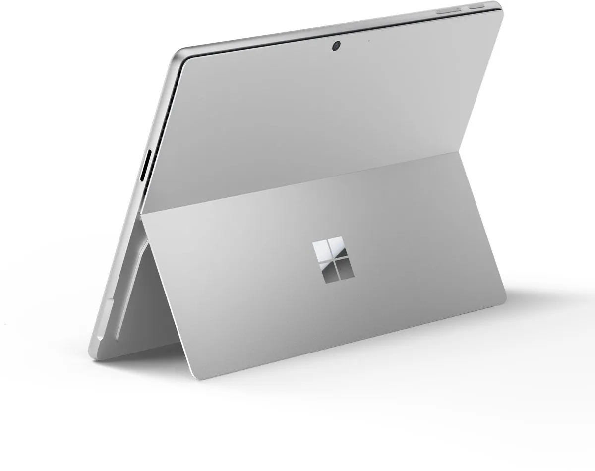 Microsoft Surface Pro 11 Copilot+ Laptop - 13 inch OLED Touchscreen - Platina