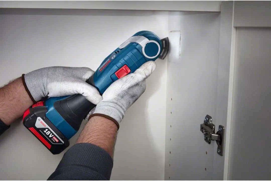 Bosch Professional GOP 18V-34 Accu Multitool - 17 Accessoires - L-Boxx