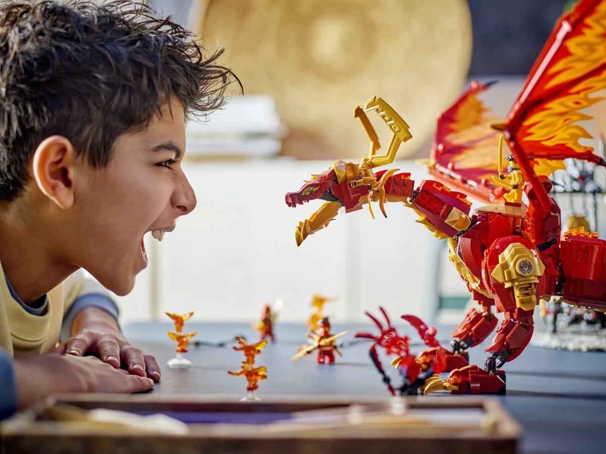 LEGO Ninjago Brondraak van Beweging 71822 - 1716 Stukken