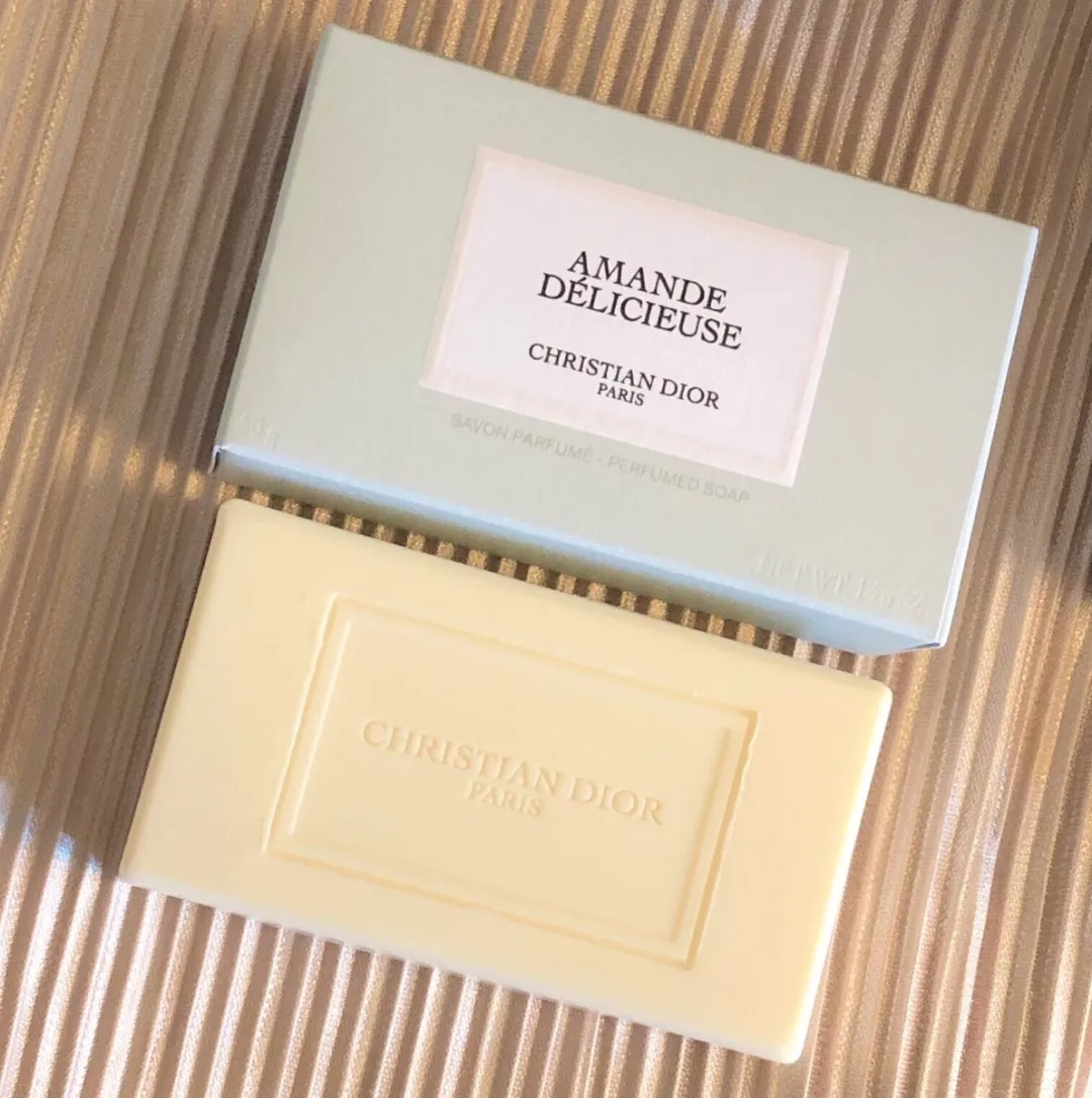 Dior Amande Délicieuse Zeep 100g