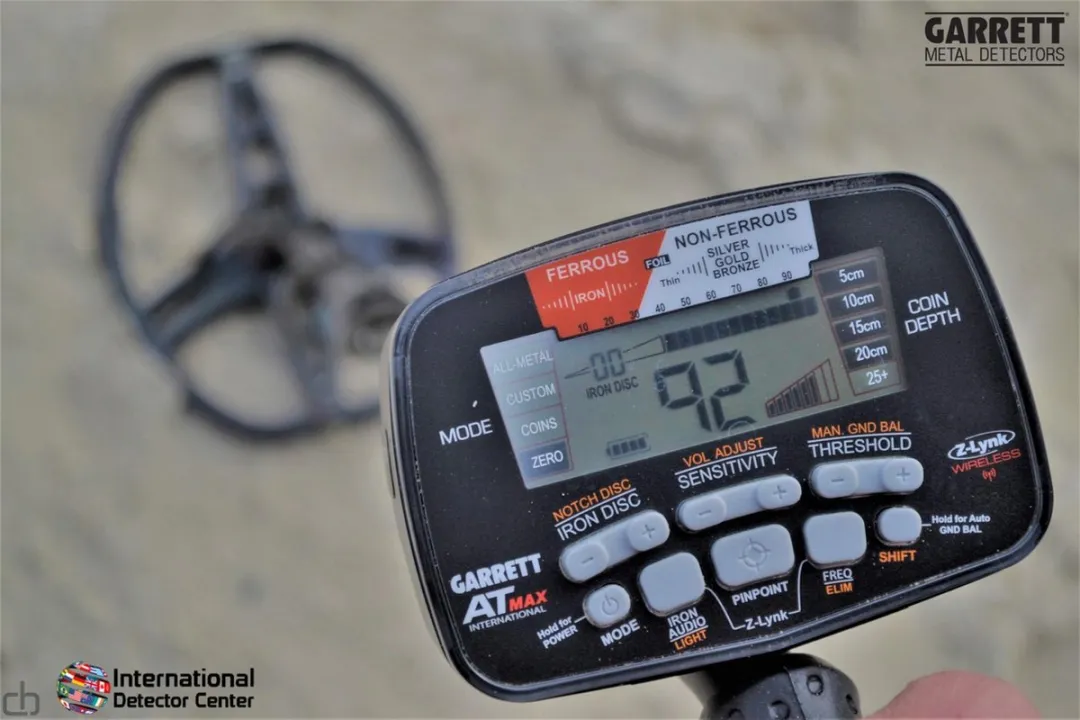 Garrett AT Max Metaaldetector - 28cm Spoel - Zwart