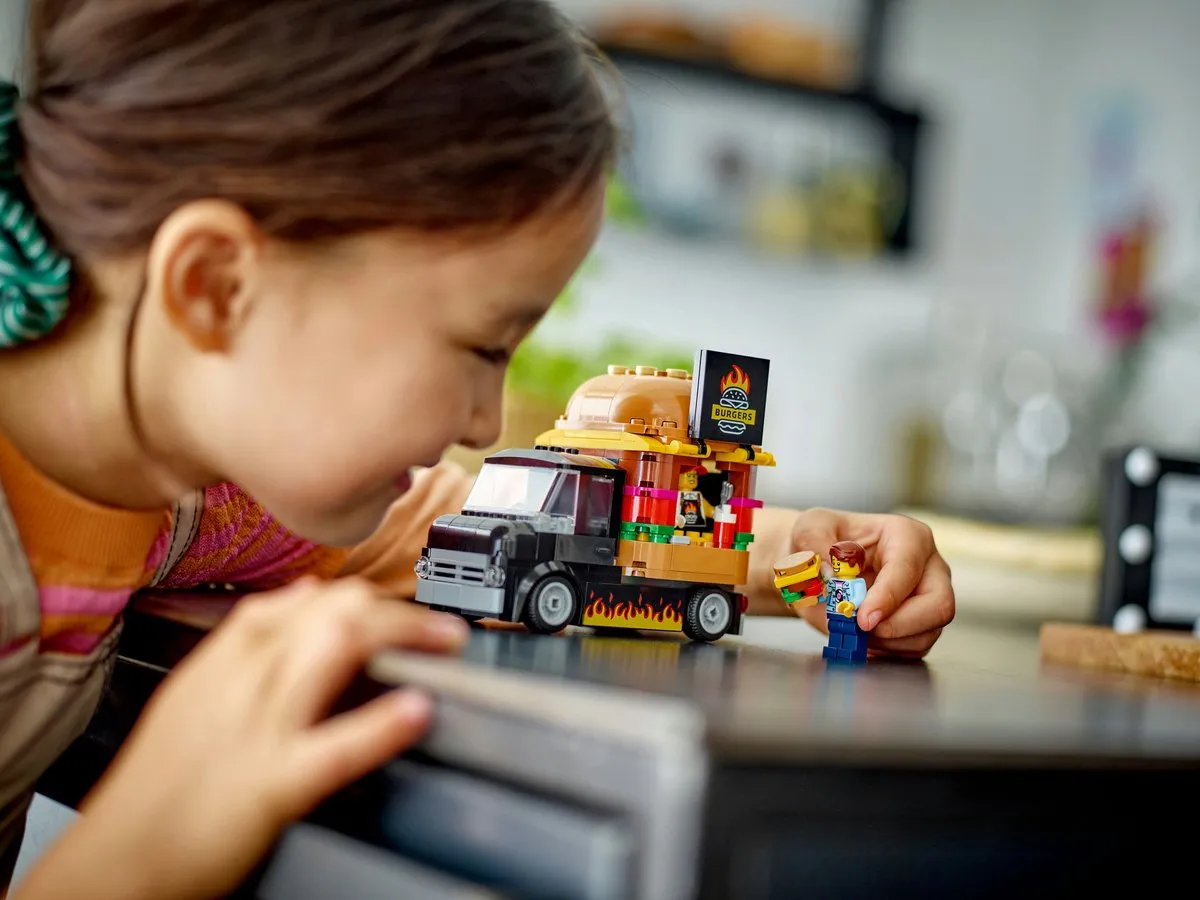 LEGO City Hamburgertruck 60404 - 194 Stukken