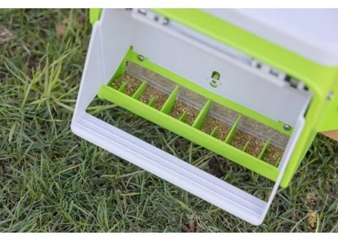 Kerbl SmartCoop Automatische Voederbak 7,5kg - met beschermklep - afbeelding 6 van 6
