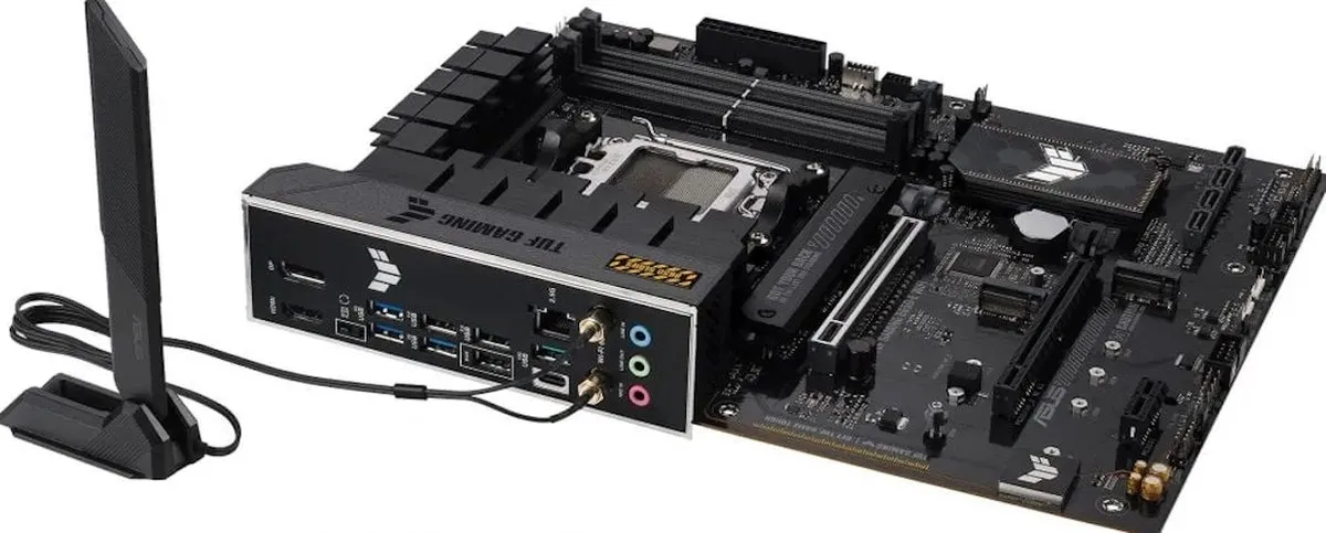 ASUS TUF GAMING B650-E WIFI Moederbord - AM5 - DDR5 - ATX