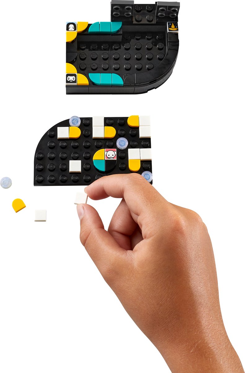 LEGO DOTS Harry Potter Zweinstein Bureaukit Knutselset - 41811