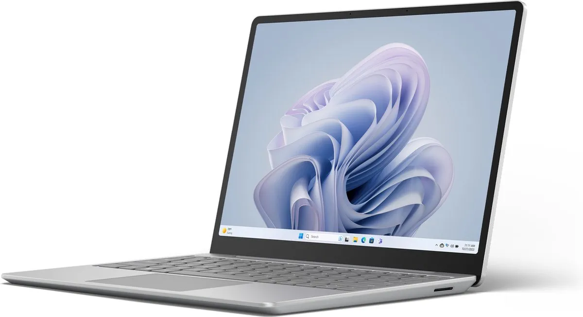 Microsoft Surface Laptop Go 3 i5-1235U 256GB - 12,4" Touch - 8GB - Platina