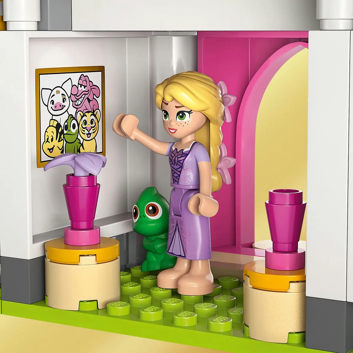 LEGO Disney Prinsessenkasteel 43267 - 787 Stukken - Multi