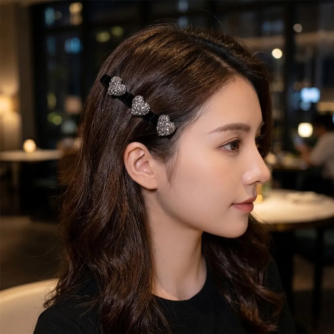 NuveX Zwart Fluweel Haarspeld met Zilveren Glitter Hartjes