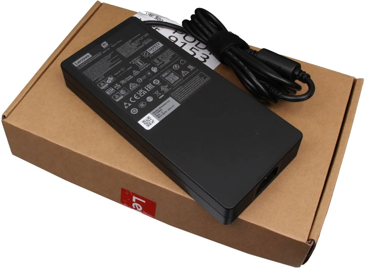 Lenovo 5A11K06360 AC-adapter 330W - Zwart