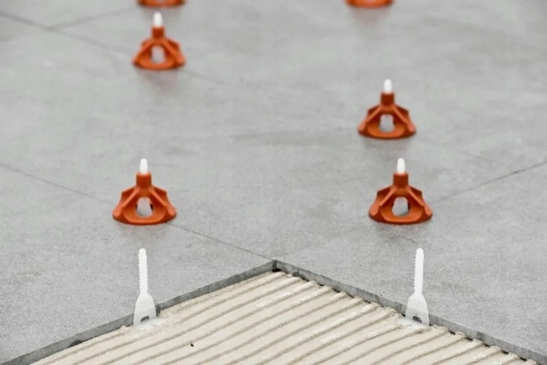 Raimondi RLS Vite Schroefmoeren voor Tegelnivellering - 50 Stuks