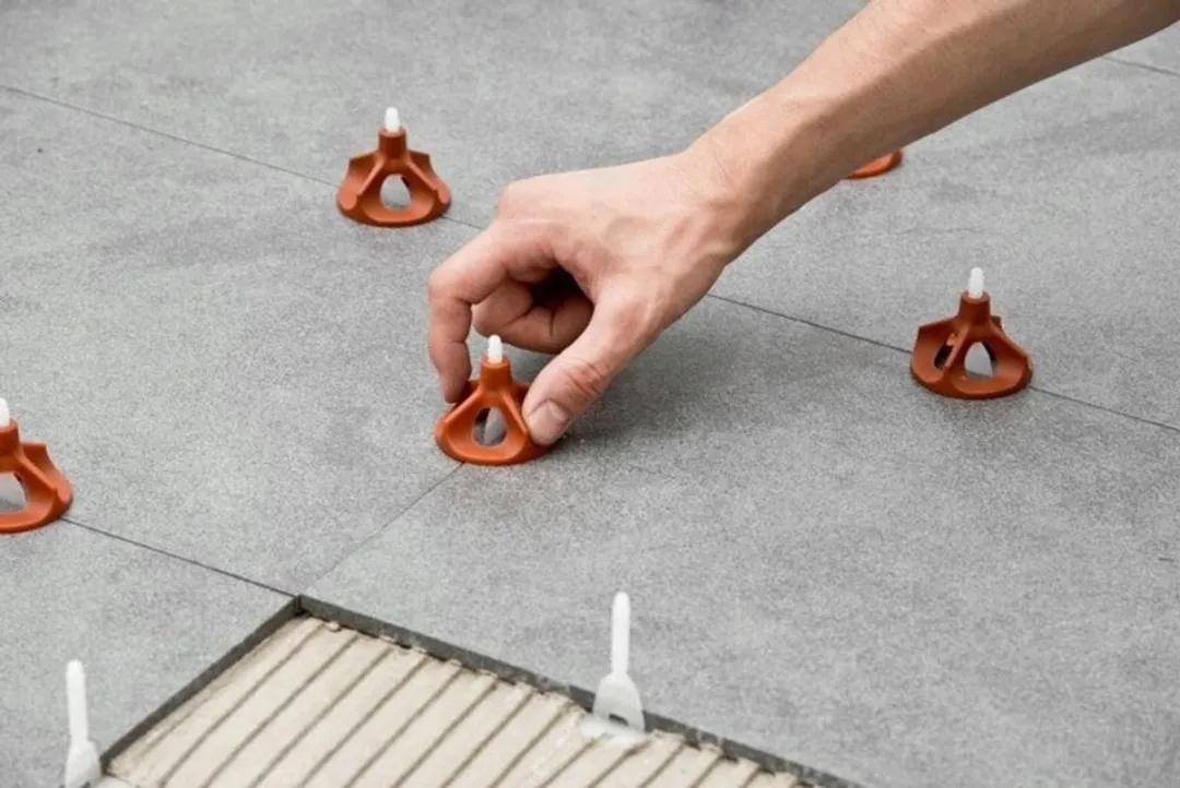Raimondi RLS Vite Schroefmoeren voor Tegelnivellering - 50 Stuks