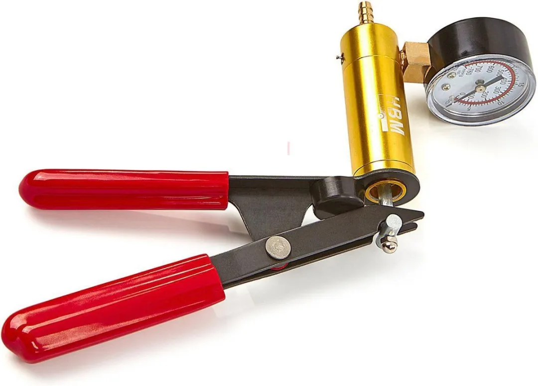 HBM 14-delige Vacuumpomp voor Remvloeistof