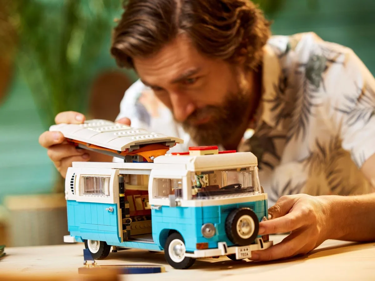 LEGO 10279 Volkswagen T2 Camper Van - 2207 Stukken