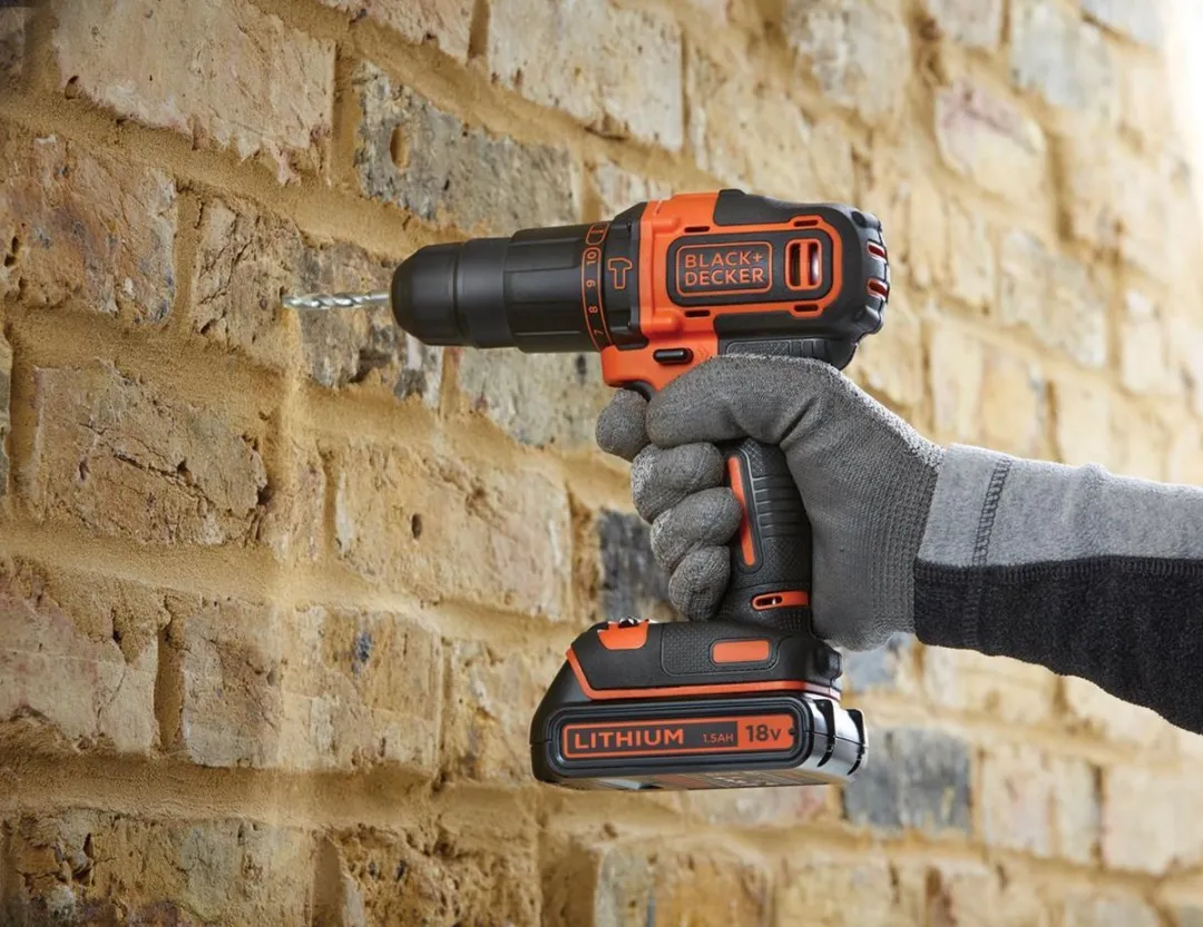 BLACK+DECKER BDCHD18KB-QW Schroef-/klopboormachine - 2x 1,5Ah accu's