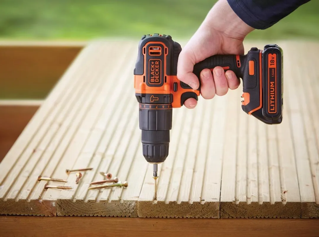 BLACK+DECKER BDCHD18KB-QW Schroef-/klopboormachine - 2x 1,5Ah accu's - afbeelding 6 van 6
