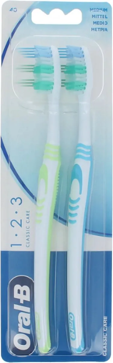 Oral-B 1.2.3 Classic Care Tandenborstel