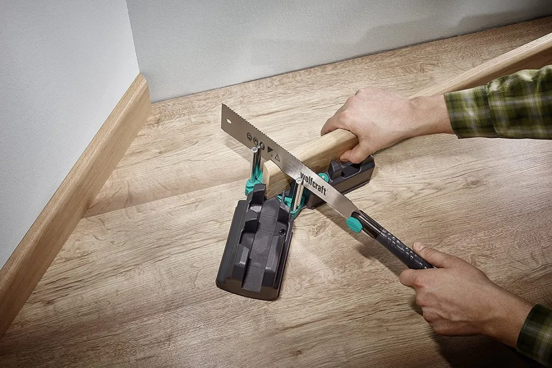 Wolfcraft Wandplintenset 6977000 - 2 Haakjes, Zaag & Kitpers