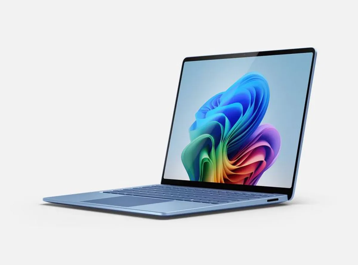 Microsoft Surface Laptop 7 Copilot+ PC - 13.8" Touchscreen 16GB 512GB SSD - Zwart