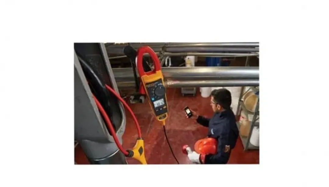 Fluke 374 FC Multimeter
