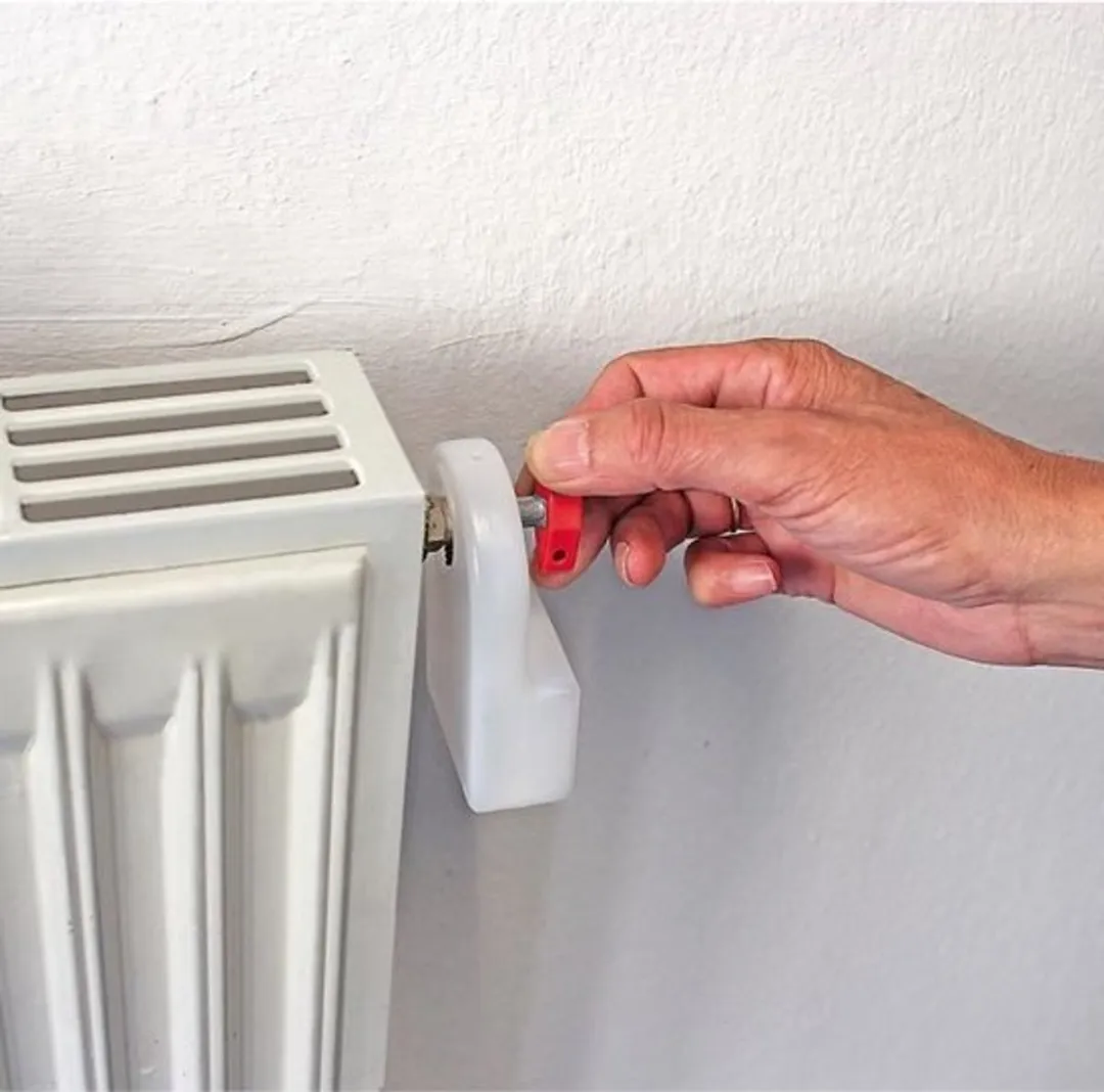 Rothenberger Radiatorontluchtiger met opvangbak