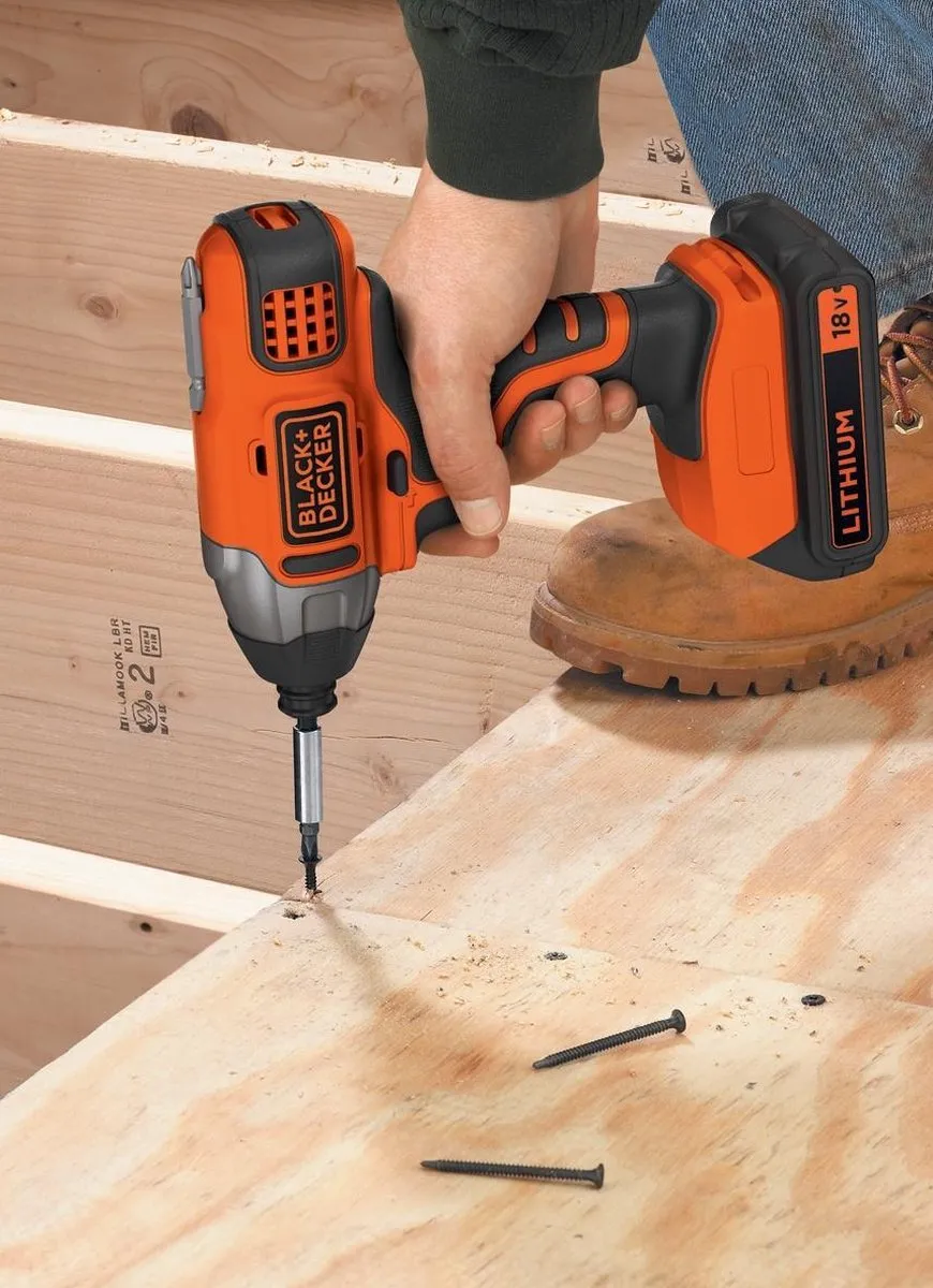 BLACK+DECKER BDCIM18N-XJ Slagschroevendraaier - 3000 Slagen/min - afbeelding 6 van 6