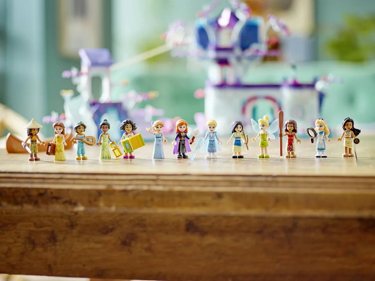 LEGO Disney De Betoverde Boomhut 43215 - 1016 Stukken - 14 Minifiguren