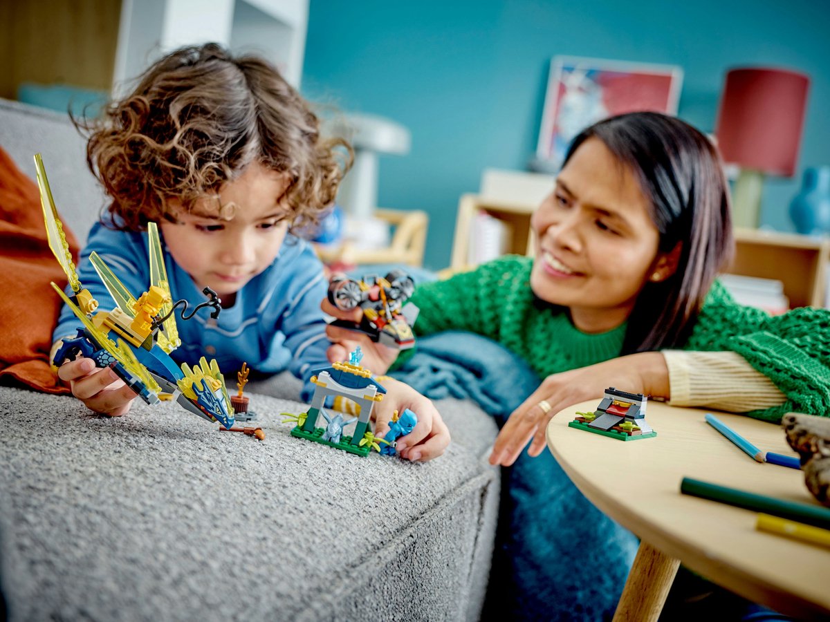 LEGO NINJAGO Nya en Arins babydrakenduel Draken Speelgoed - 71798