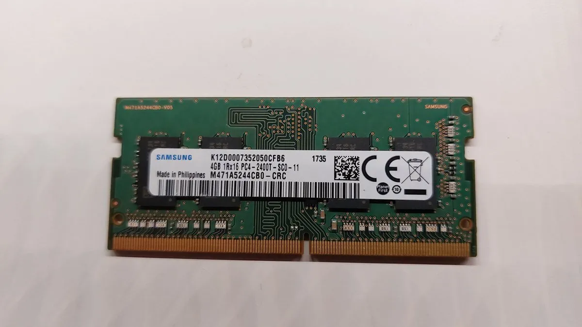 Samsung M471A5244CB0-CRC Laptopgeheugen 4GB DDR4 2400MHz