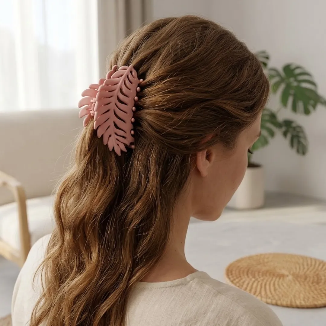 NuveX Roze Bladvormige Haarclip Matte Kunststof