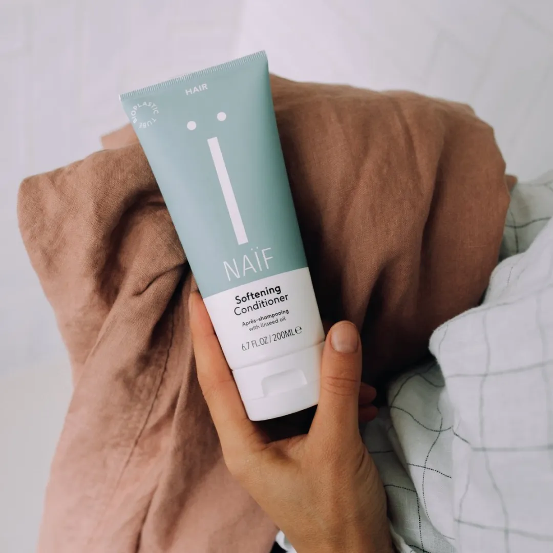 Naïf Herstellende Conditioner 200ml
