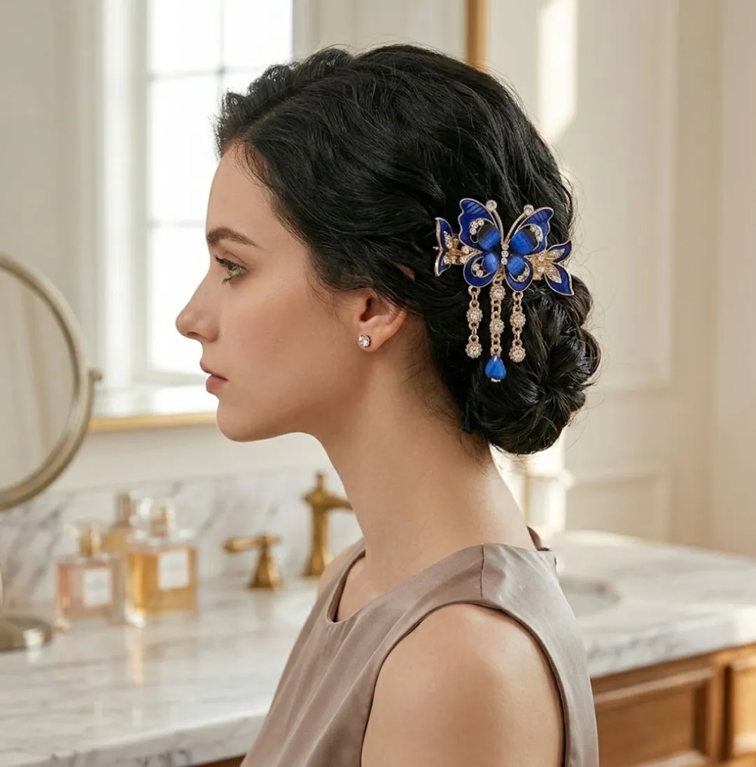 NuveX Vlinder Haarclip Blauw - Glanzende Strass met Kettingen