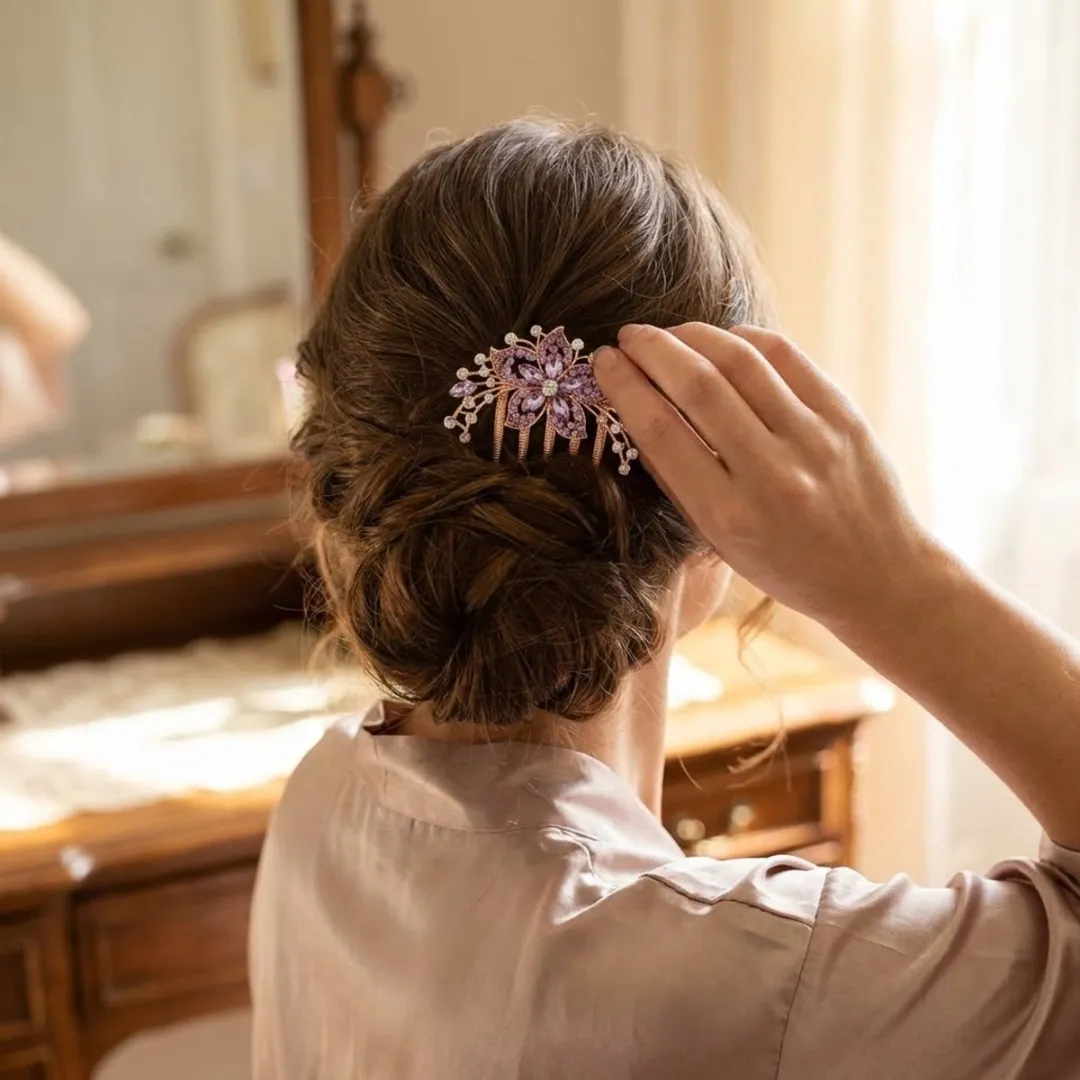 NUVEX Paarse Haar Kam met Strass Bloemdesign - Wit/Paars