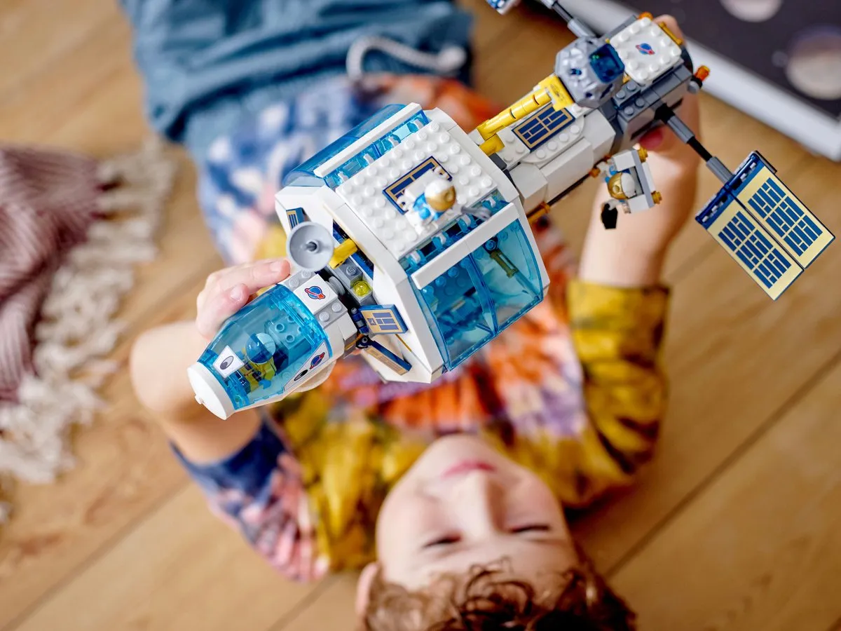 LEGO City Ruimtestation op de Maan 60349 - 500 Stukken