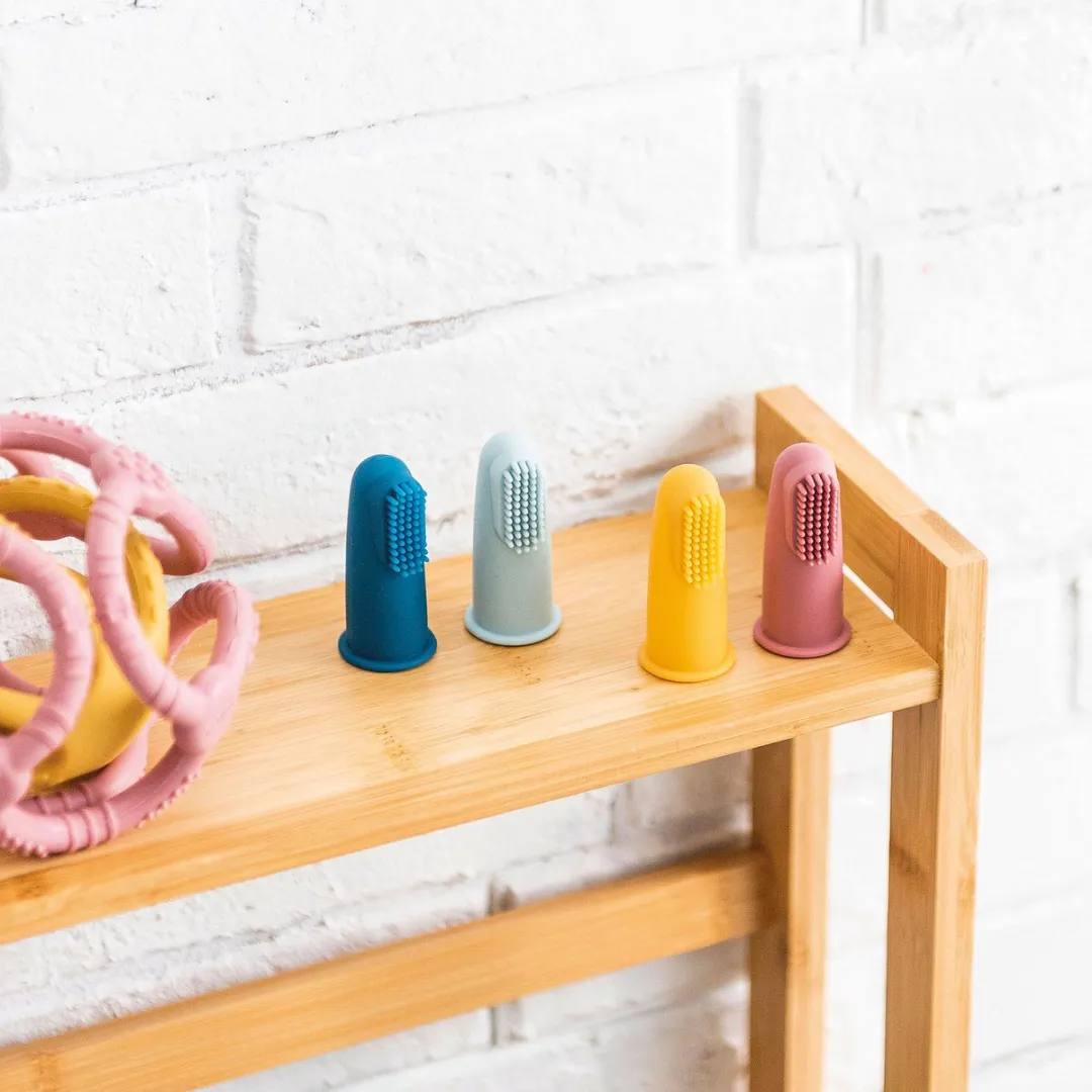 Nattou Silicone Vingertandenborstel - Blauw - 2 Stuks