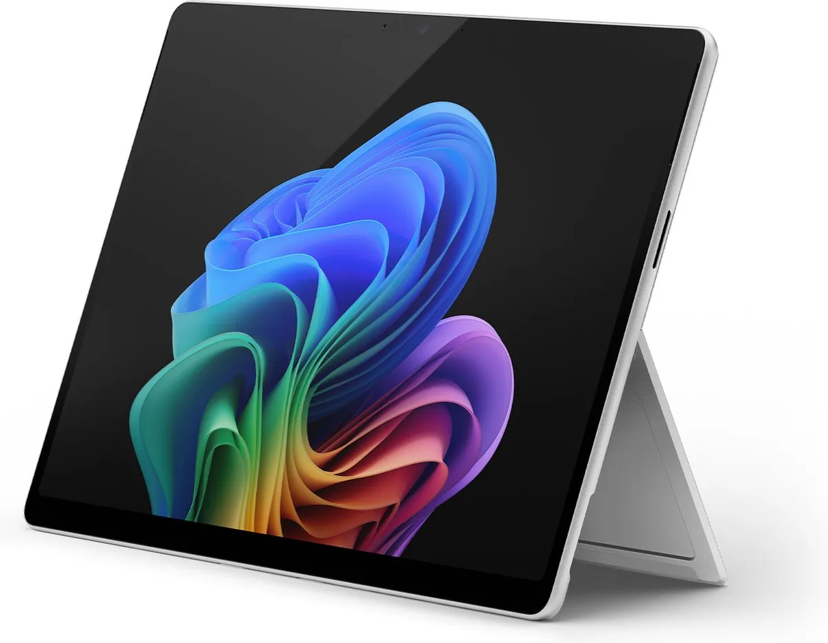 Microsoft Surface Pro 11 Copilot+ Laptop - 13 inch - Snapdragon X Plus - 16GB/256GB - Platinum
