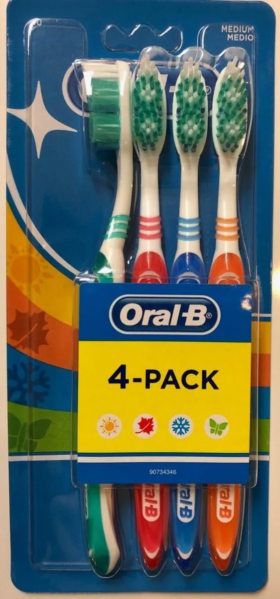 Oral-B Shiny Clean Tandenborstel - 4 Stuks
