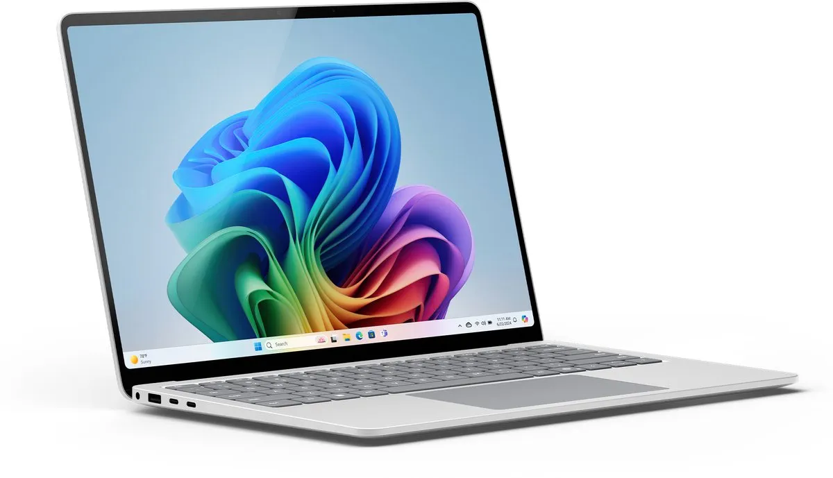 "Microsoft Surface Laptop 7 Copilot+ PC Qualcomm Snapdragon X1P-64-100 35 cm (13.8"") Touchscreen 16 GB LPDDR5x-SDRAM 256 GB SSD Wi-Fi 7 (802.11be) Windows 11 Pro Platina"