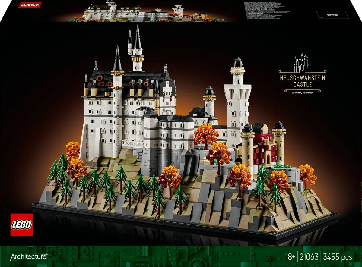 LEGO Architecture Slot Neuschwanstein 21063 - 3455 Stukken - Multicolor