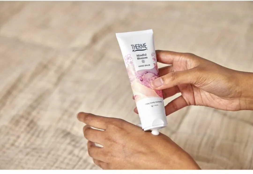 Therme Mindful Blossom Handbalm 75ml - 6 Stuks