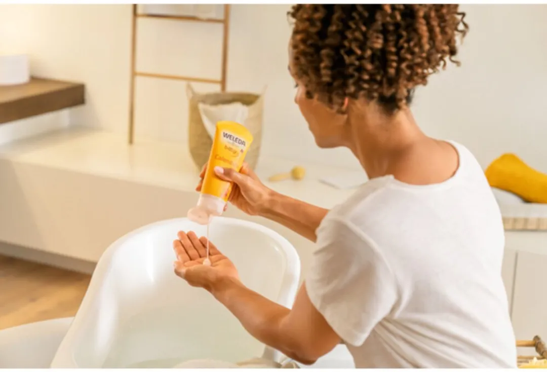 Weleda Baby Calendula Babyshampoo & Douchecrème 2x200ml - afbeelding 6 van 6