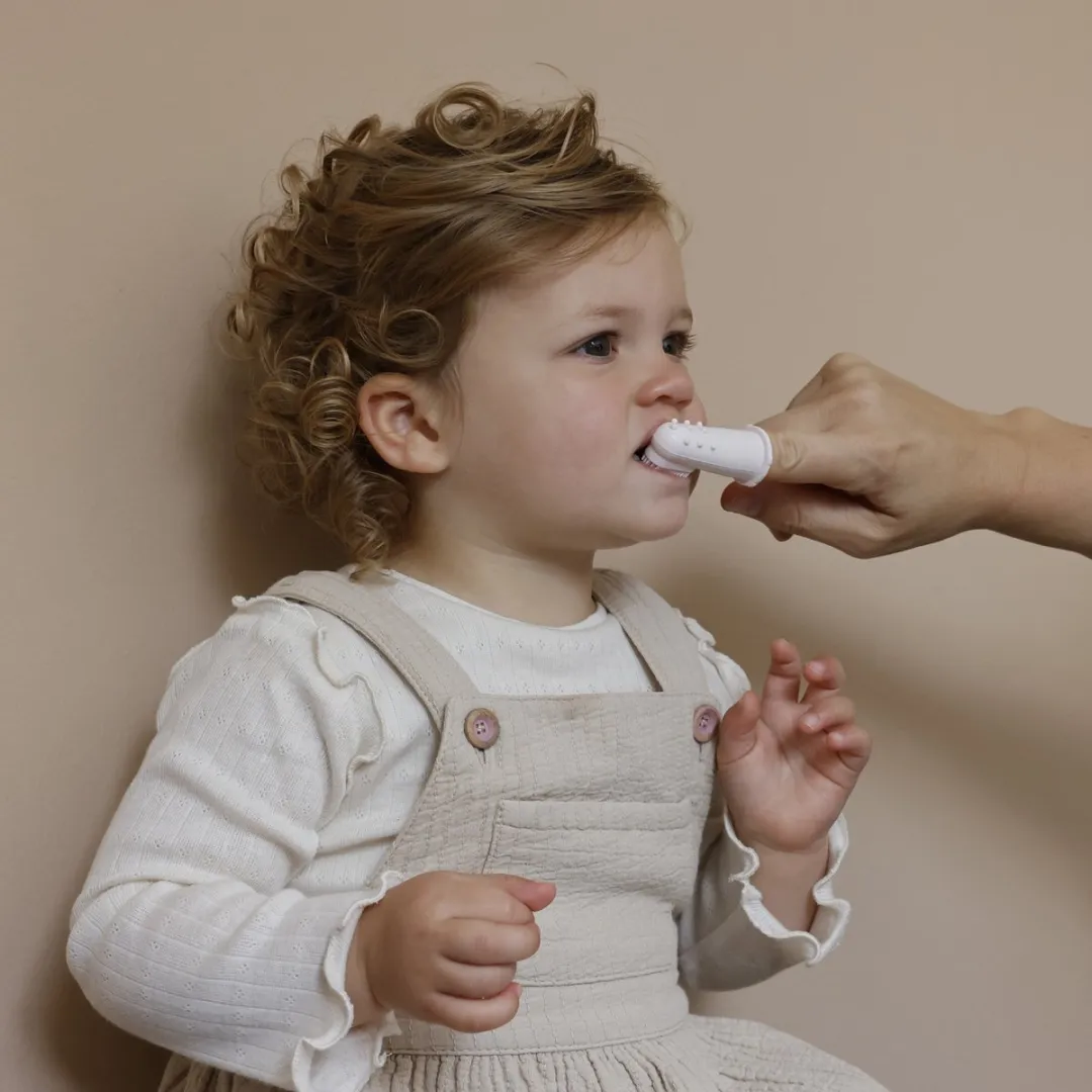 Difrax - Baby Siliconen Vingertop Tandenborstel - Blauw - 5+ maanden