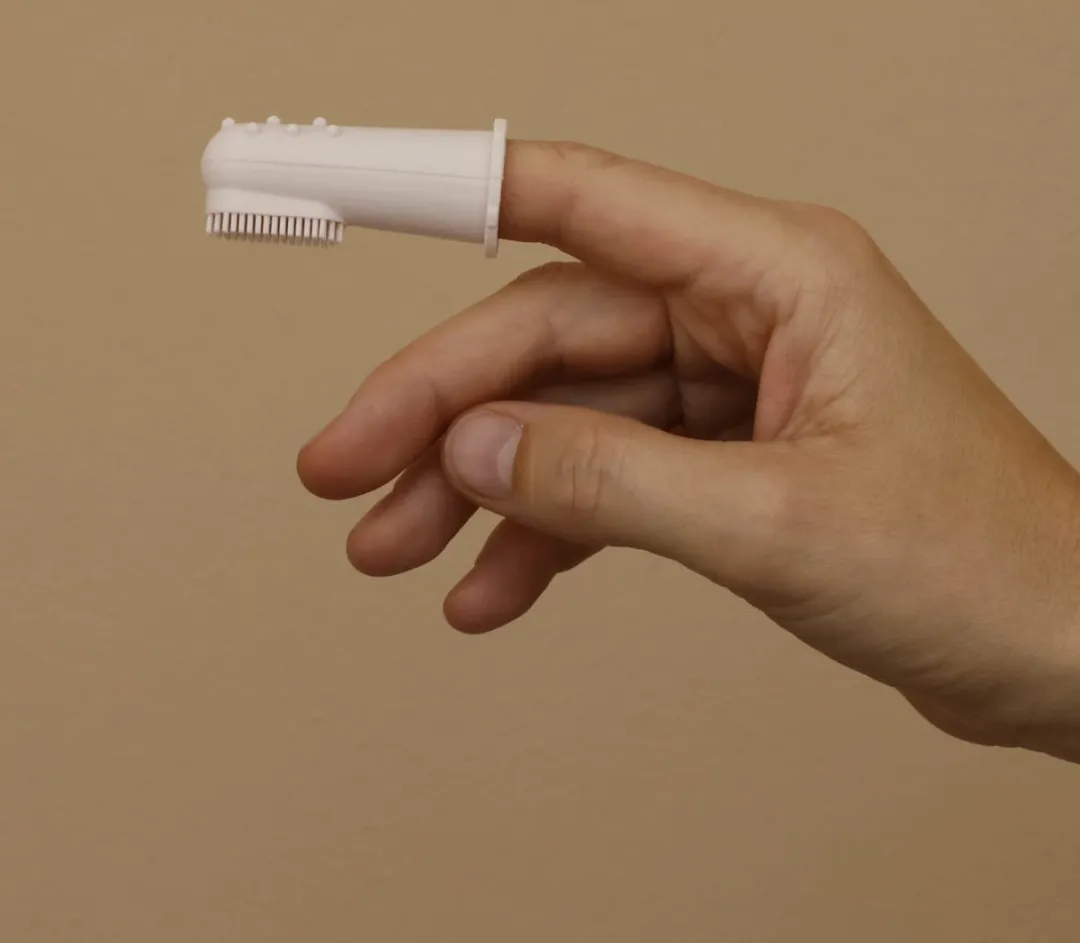 Difrax - Baby Siliconen Vingertop Tandenborstel - Blauw - 5+ maanden